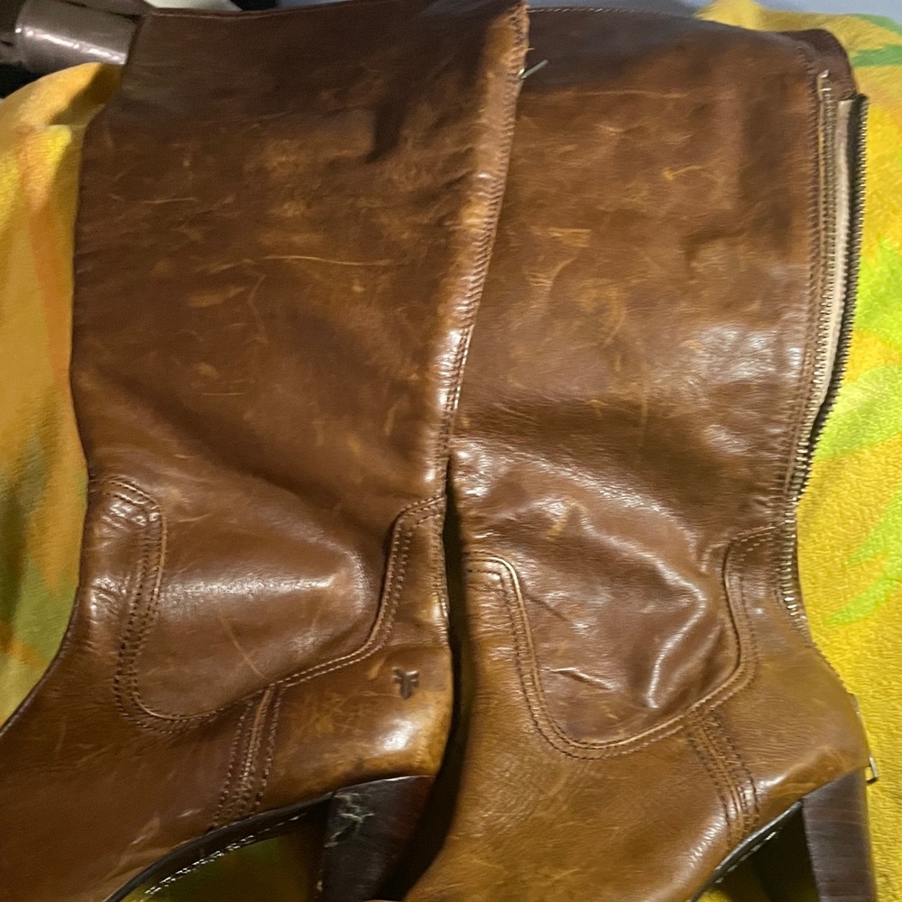 FRYE AND CO. Tan Heeled Boots extended calf - Picture 5 of 9